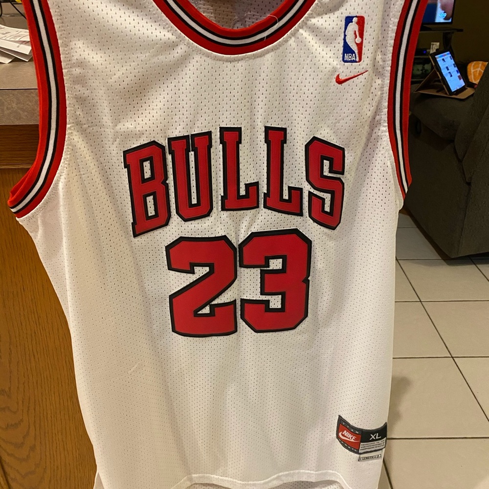 Nike Michael Jordan Chicago Bulls Jersey